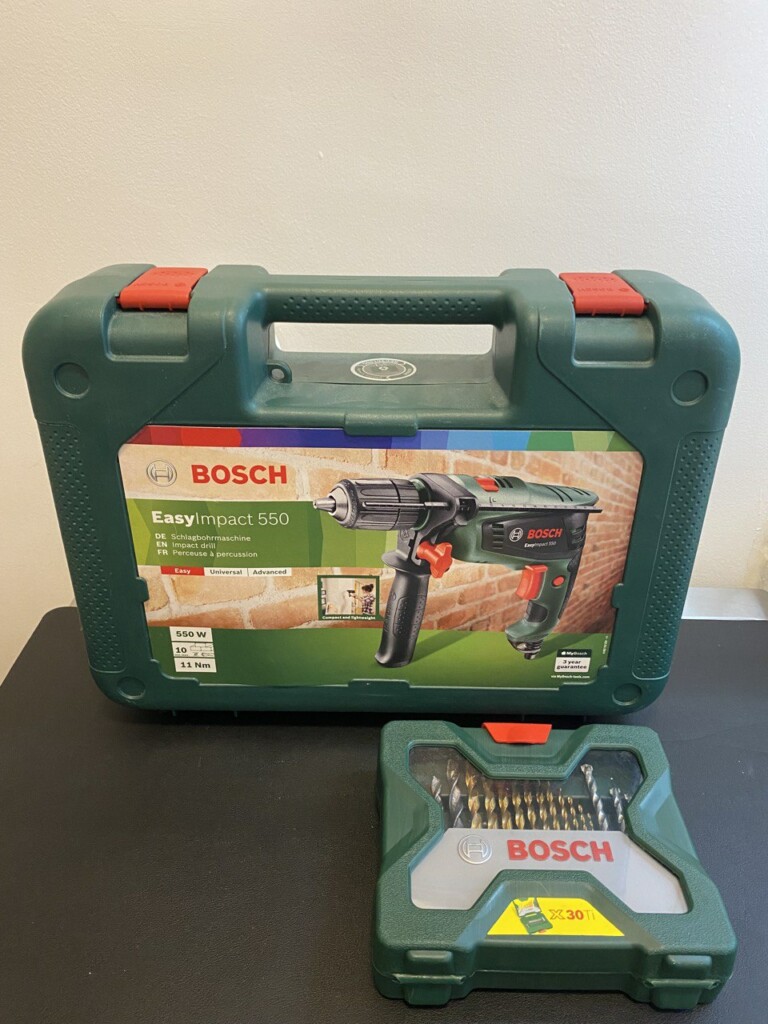 Location outil Perceuse électrique Bosch près de Neuilly-sur-Seine